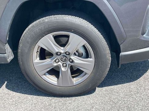 Certified 2025 Toyota RAV4 XLE AWD/4WD image 11
