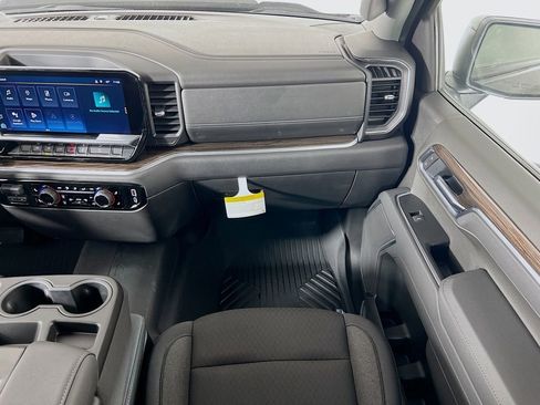 New 2026 Chevrolet Silverado 1500 LT Trail Boss w/ LPO, Dark Essentials Package image 23