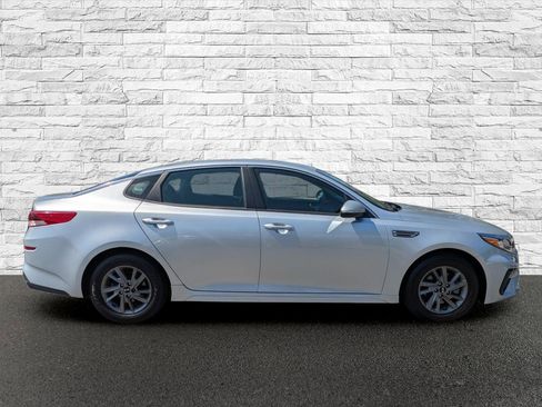 Used 2020 Kia Optima LX FWD image 5