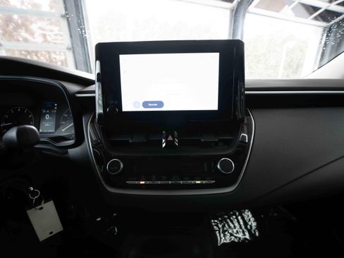 Used 2023 Toyota Corolla LE image 17