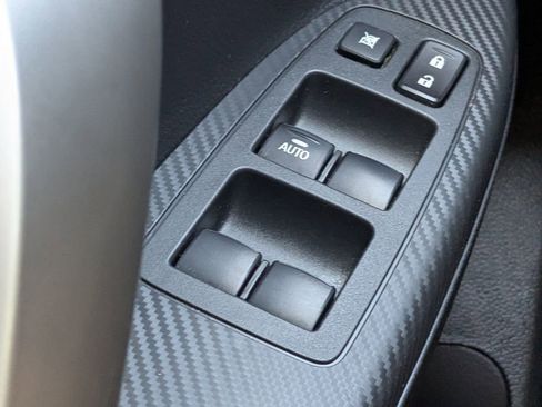 Used 2024 Mitsubishi Eclipse Cross Black Edition image 21