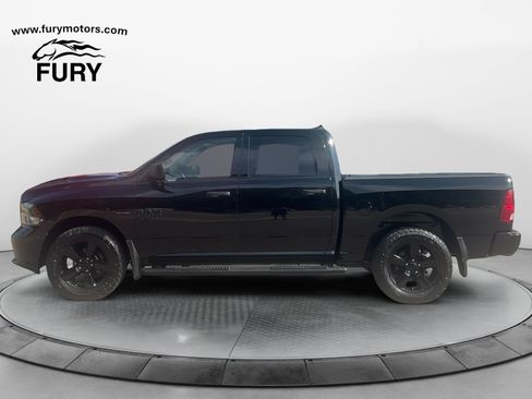 Used 2023 RAM 1500 Express w/ Wheel & Sound Group AWD/4WD image 6