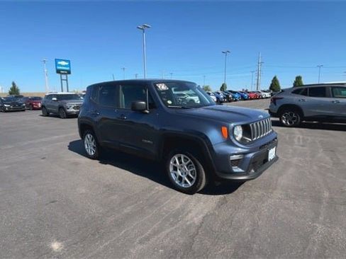Used 2023 Jeep Renegade Latitude image 47