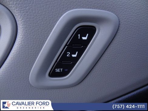 Used 2025 Honda Pilot Touring image 22