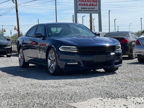 Used 2015 Dodge Charger R/T w/ Plus Group RWD image 1
