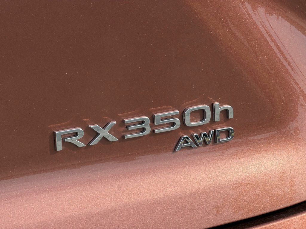 Used 2024 Lexus RX 350h w/ Accessory Package (K3) AWD/4WD image 6