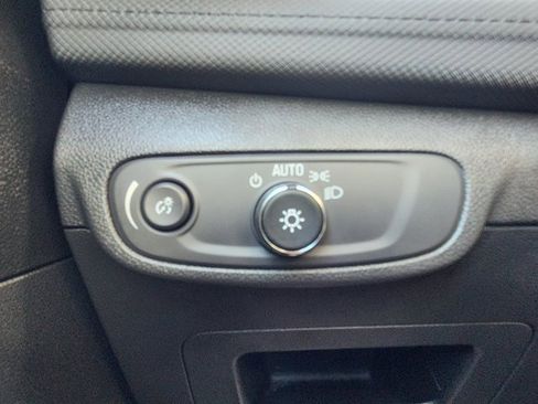 Used 2024 Chevrolet TrailBlazer LT w/ Driver Confidence Package image 32