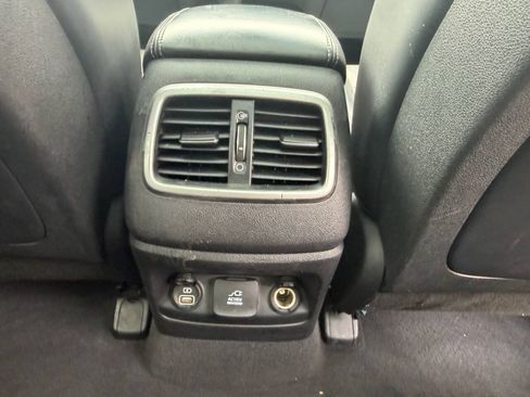 Used 2018 Kia Sorento SX FWD image 28