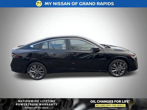 New 2026 Nissan Sentra SL w/ Floor Mat Package image 9