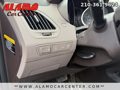 Used 2012 Hyundai Tucson GLS image 26