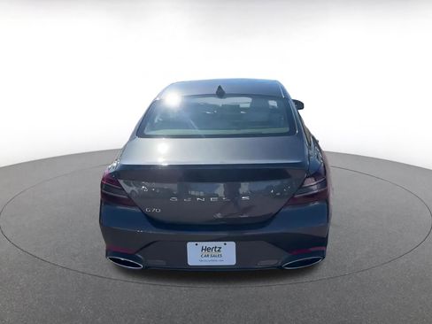 Used 2025 Genesis G70 2.5T image 12