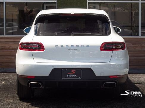 Used 2018 Porsche Macan image 8