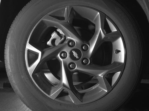 Used 2025 Chevrolet Trax LT image 15