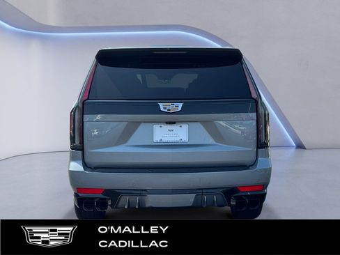 Certified 2024 Cadillac Escalade V w/ LPO, Floor Liner Package AWD/4WD image 4