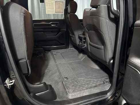 Used 2023 RAM 1500 Big Horn image 32