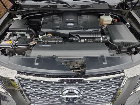 Used 2020 Nissan Armada Platinum w/ Platinum Reserve Package image 29