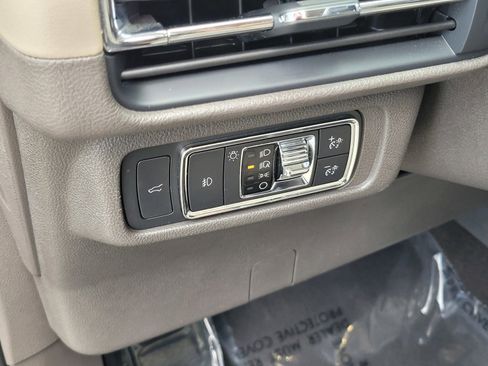 Used 2021 Lincoln Corsair Reserve w/ Equipment Group 201A AWD/4WD image 18