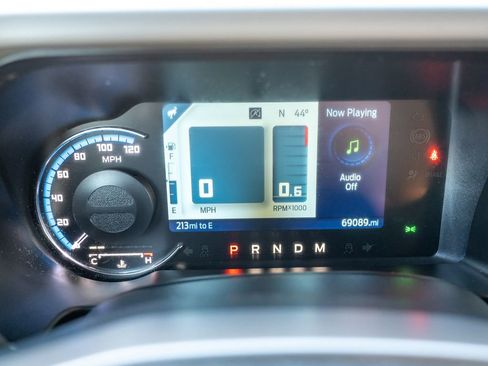 Used 2022 Ford Bronco Wildtrak image 13