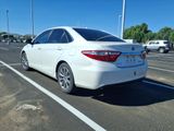 Used 2017 Toyota Camry LE image 4