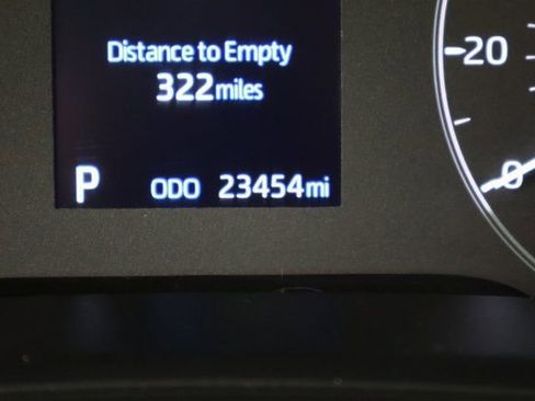 Used 2024 Toyota Corolla LE image 12