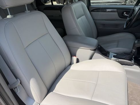 Used 2008 GMC Envoy SLE RWD image 27