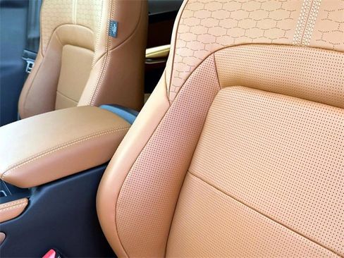 New 2026 Jaguar F-PACE R-Dynamic S image 17