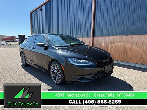 Used 2015 Chrysler 200 S FWD image 1