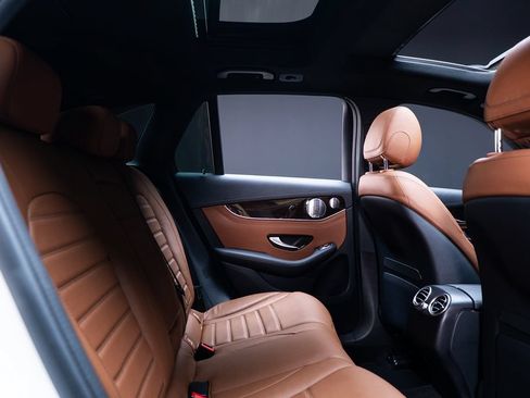 Used 2019 Mercedes-Benz GLC 43 AMG 4MATIC image 35