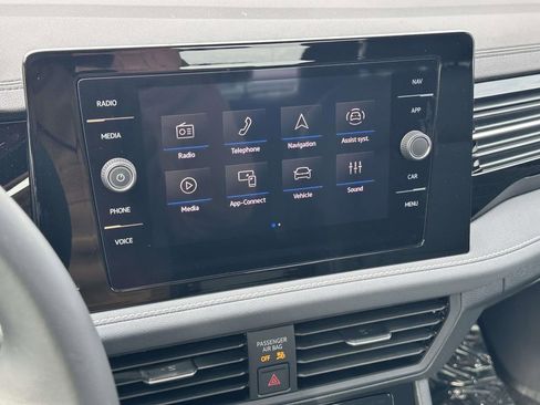 New 2026 Volkswagen Jetta SEL FWD image 19