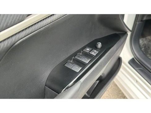 Certified 2025 Toyota Camry SE FWD image 15