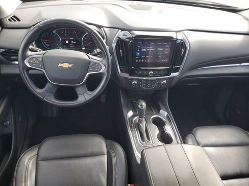 Certified 2020 Chevrolet Traverse Premier w/ Redline Edition AWD/4WD image 13