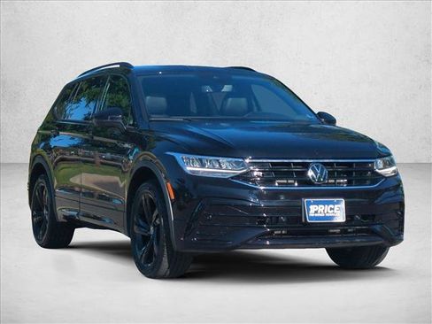 Used 2024 Volkswagen Tiguan SE R-Line FWD image 3