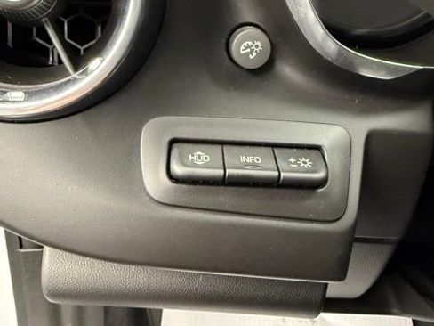 Used 2020 Chevrolet Camaro ZL1 image 31