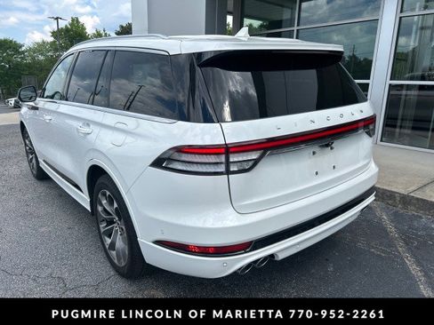 Used 2023 Lincoln Aviator Grand Touring w/ Equipment Group 301A AWD/4WD image 5