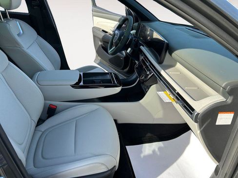 New 2026 Hyundai Tucson Limited w/ Tow & Go Package image 29