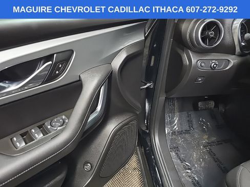 Used 2020 Chevrolet Blazer LT AWD/4WD image 27