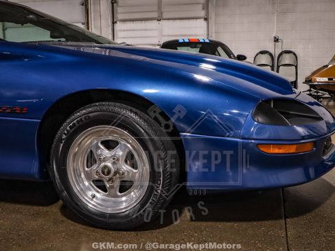 Used 1994 Chevrolet Camaro Z28 image 54