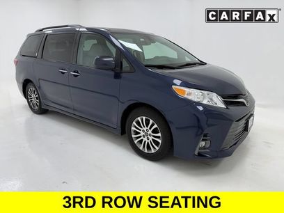 Used 2019 Toyota Sienna XLE w/ Entertainment Package