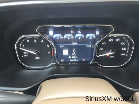 Used 2021 GMC Yukon XL Denali image 11