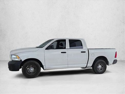 Used 2018 RAM 1500 4x4 Crew Cab w/ Protection Group image 8
