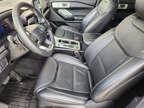 Used 2022 Ford Explorer ST w/ Equipment Group 401A image 13
