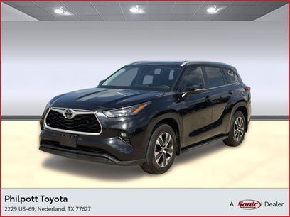 Used 2023 Toyota Highlander XLE