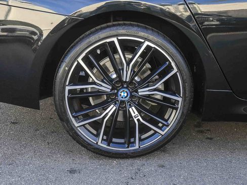 Certified 2023 BMW 530e w/ M Sport Package image 8