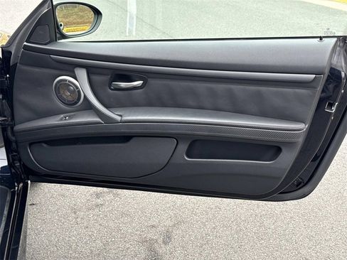 Used 2013 BMW M3 Convertible image 10