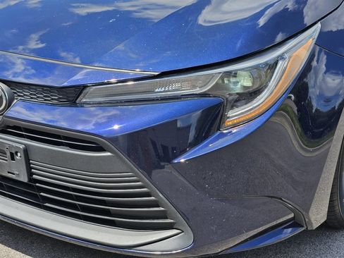 Used 2024 Toyota Corolla LE FWD image 5