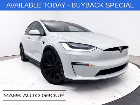 Used 2022 Tesla Model X image 1