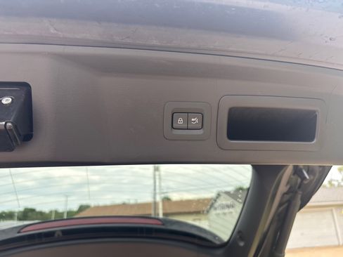 Used 2024 MAZDA CX-30 AWD 2.5 S w/ Premium Package image 22