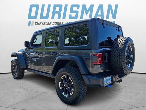 Used 2025 Jeep Wrangler Unlimited Rubicon 4xe w/ Safety Group AWD/4WD image 4