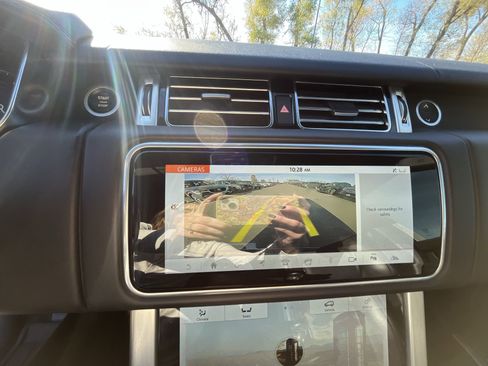 Used 2020 Land Rover Range Rover Long Wheelbase HSE image 15