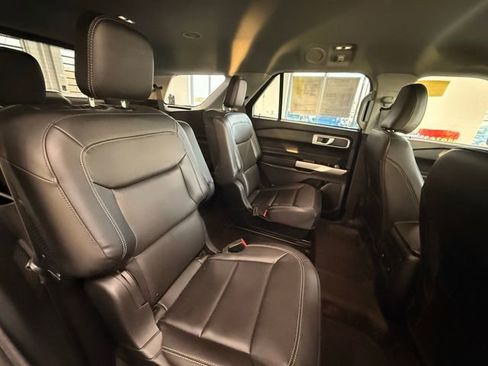 Used 2023 Ford Explorer XLT w/ Equipment Group 202A image 22